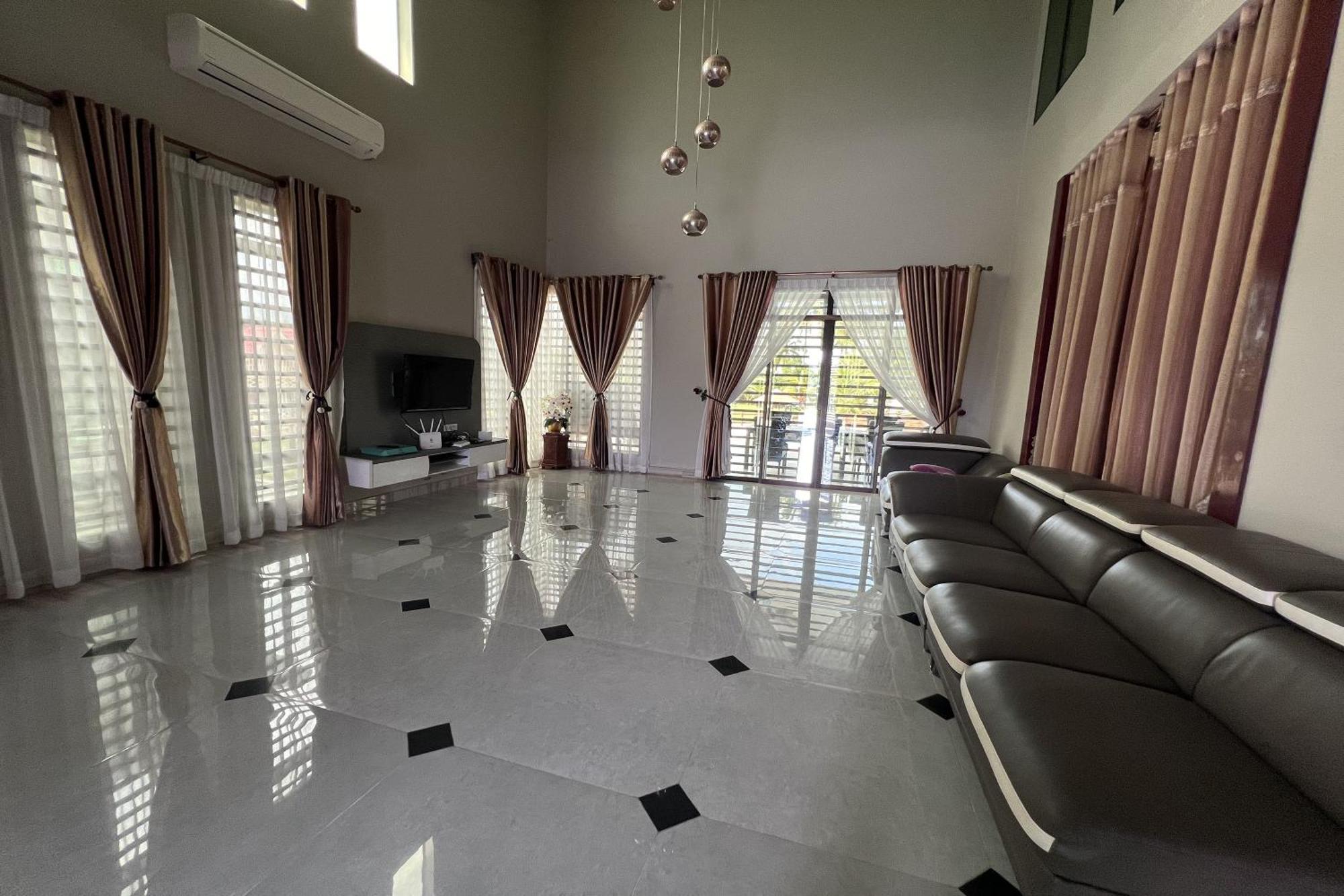 Nurbayu Chalet, Kemaman 关丹 外观 照片
