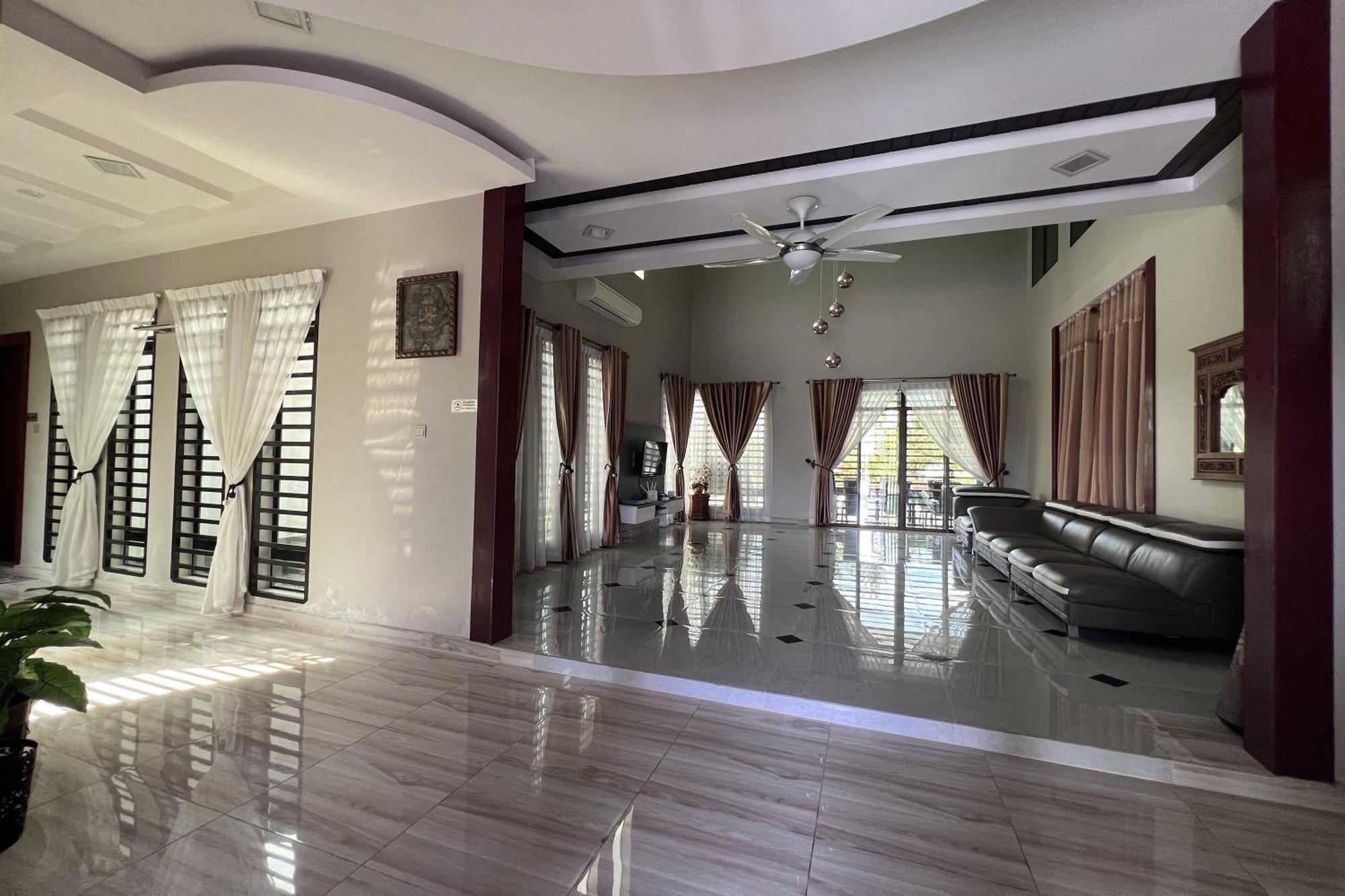 Nurbayu Chalet, Kemaman 关丹 外观 照片