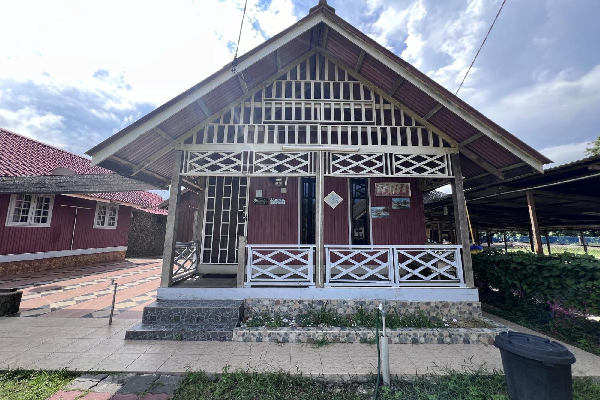 Nurbayu Chalet, Kemaman 关丹 外观 照片