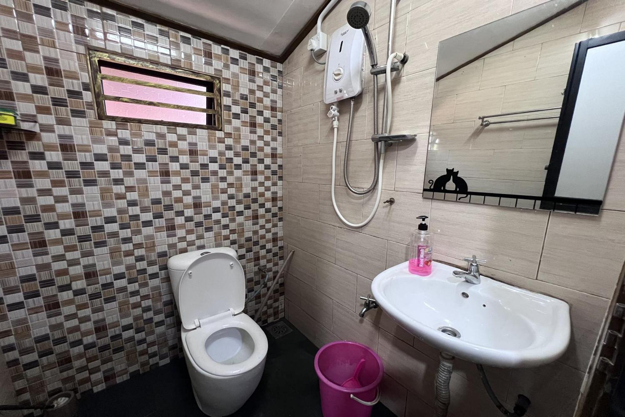 Nurbayu Chalet, Kemaman 关丹 外观 照片