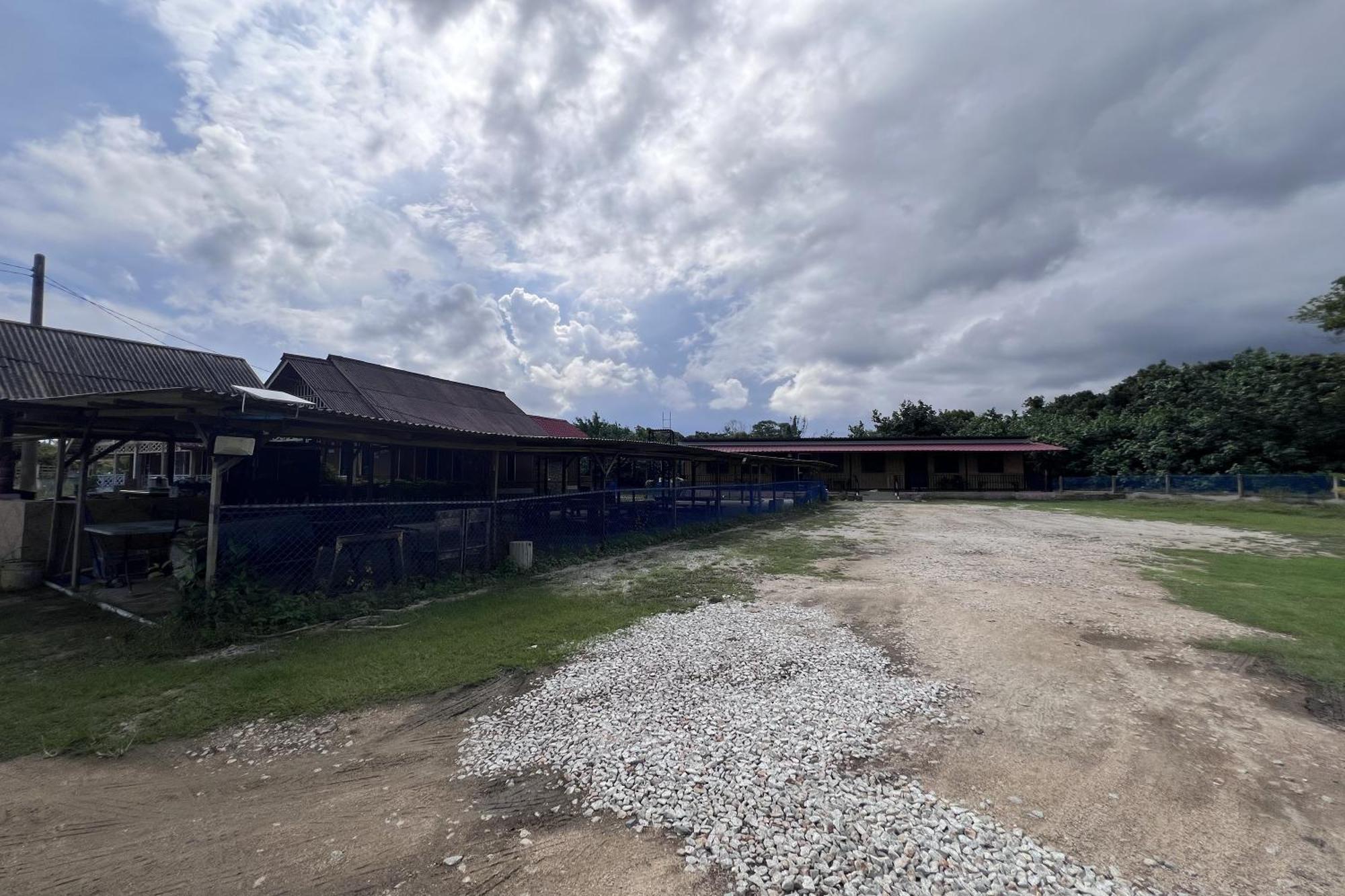 Nurbayu Chalet, Kemaman 关丹 外观 照片